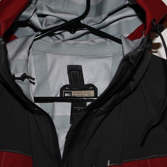 REI E1 Elements All Weather Tech Rain Jacket - Picture 2 of 2